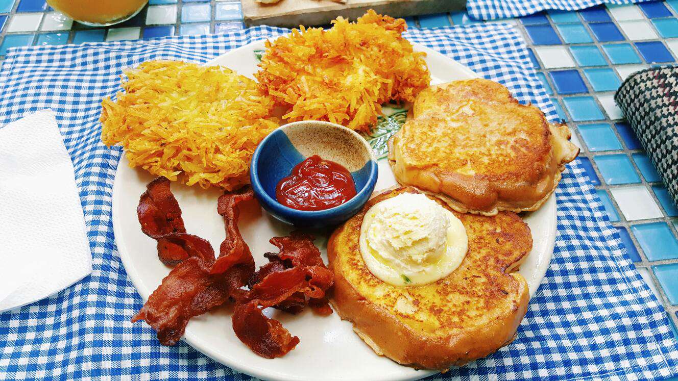 1b Metro’s Best All-Day-Breakfast Places