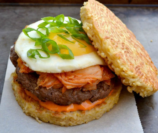 The 8 Ways to Step Up Your Instant Noodles Game 8List.ph