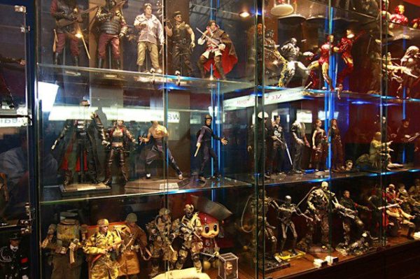 action figure collectibles store