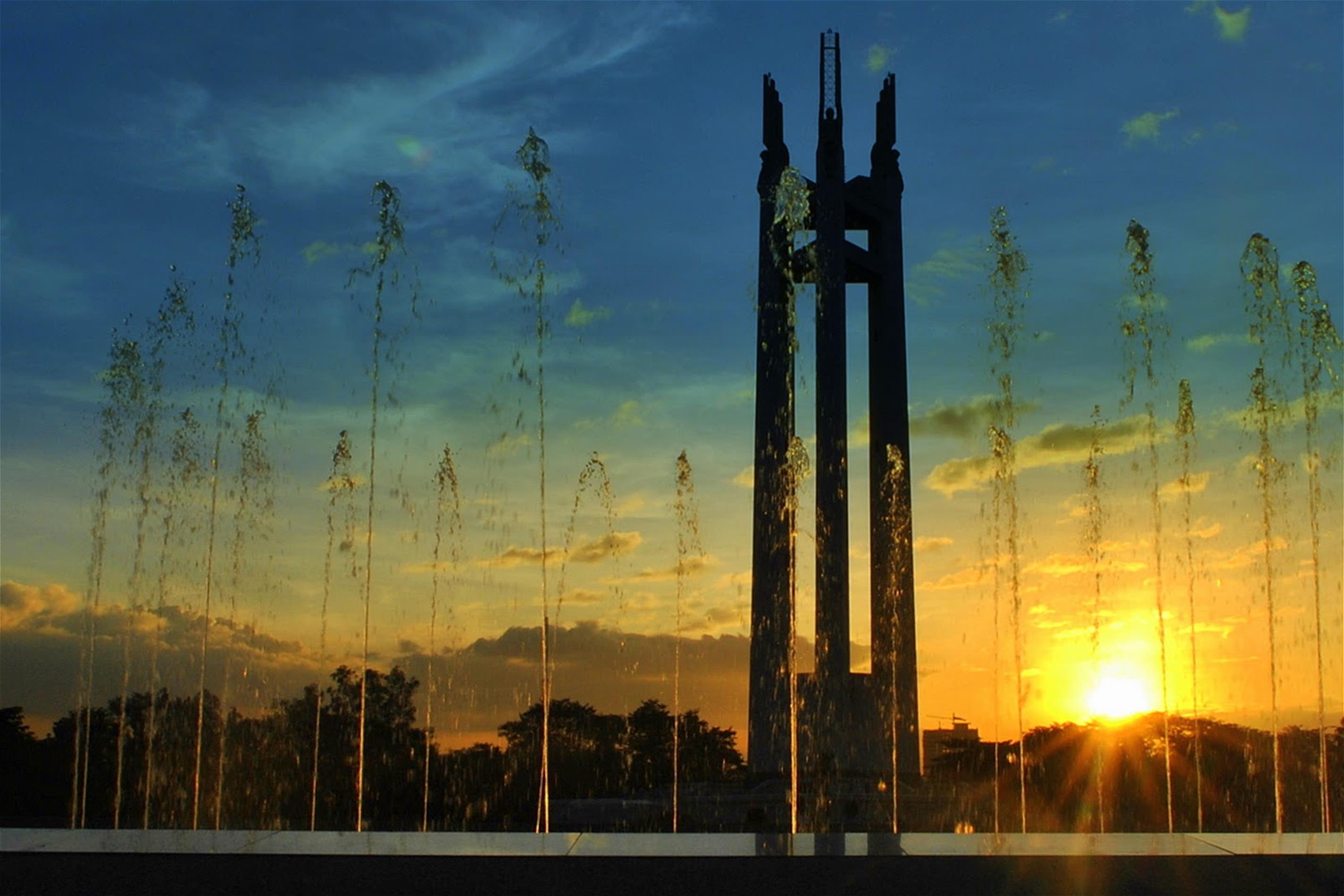 The Quezon Memorial Circle Tower