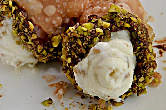 57937_126427437405984_2359150_n