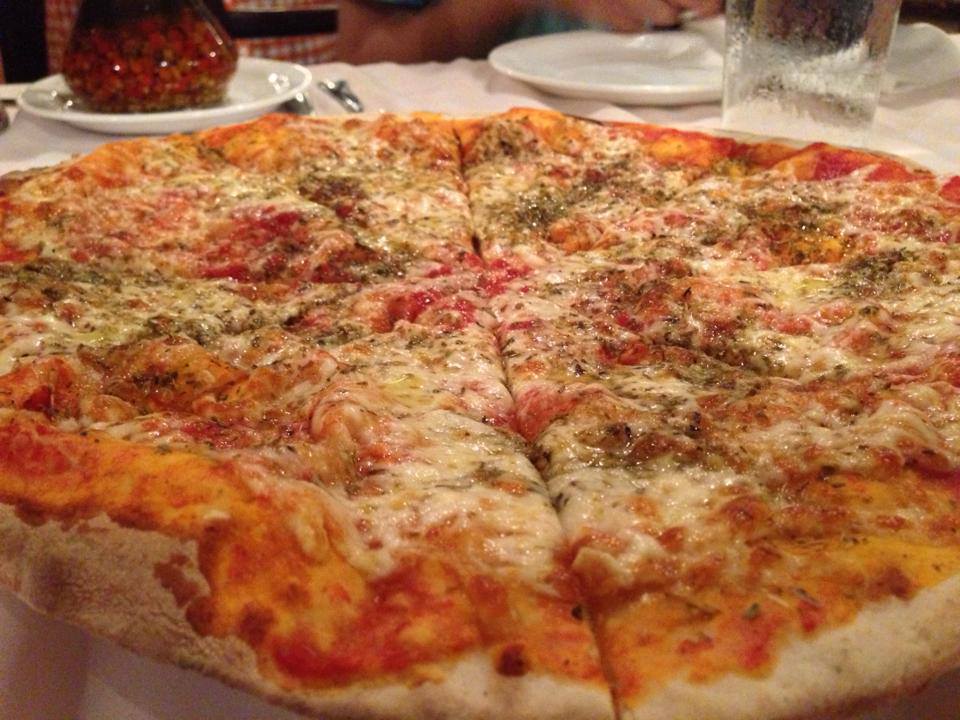 944832_575580789129871_1767954936_n